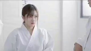 业余工作 - 前美容师的性按摩